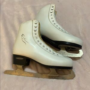 Size 8 ice skates